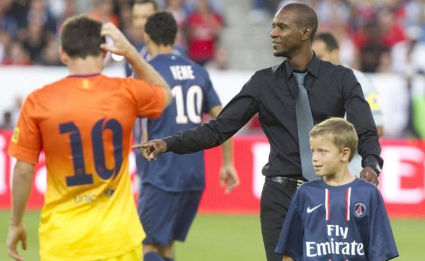 Abidal considera 'factible' un hipotético fichaje de Messi por el PSG