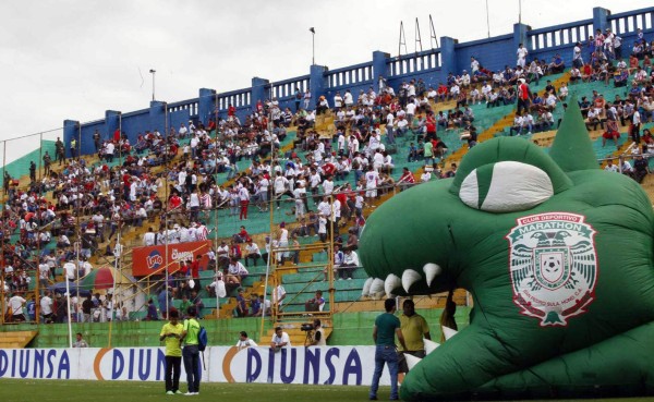 El sábado hay 'doblete' de juegos en el estadio Morazán