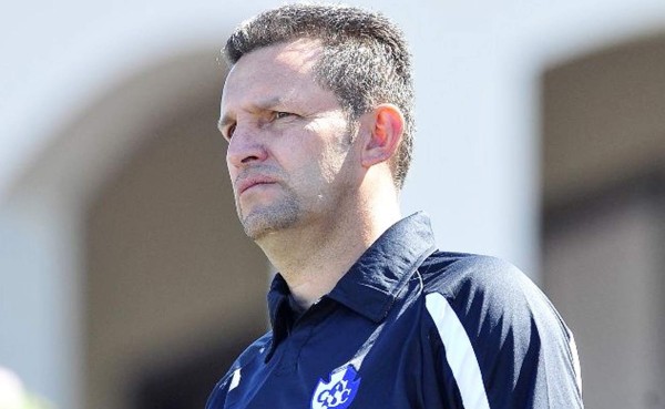 El candidato a ocupar la vacante de Medford en Real España es Javier Delgado