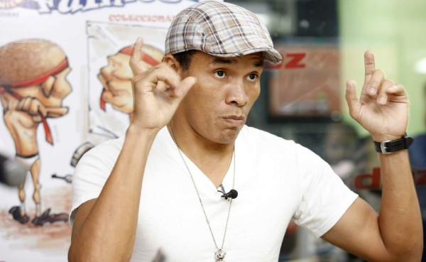 Rambo de León también critica a la Selección de Honduras