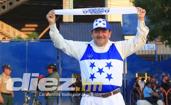 El ambiente en el estadio Olímpico con Honduras-Venezuela