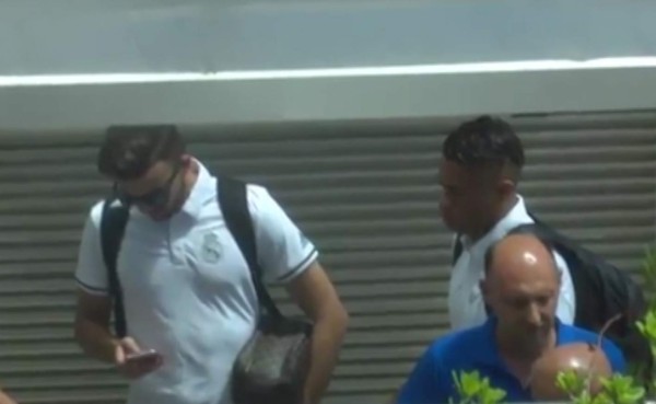 VIDEO: Mayoral no subió al avión rumbo a Canadá con el resto de sus compañeros de Real Madrid