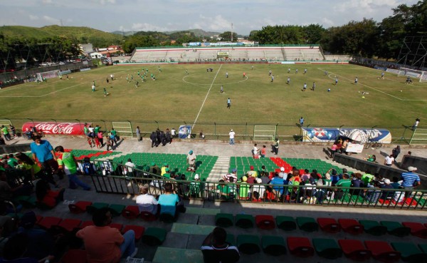 El estadio de Marathón volverá a tener fútbol un año después