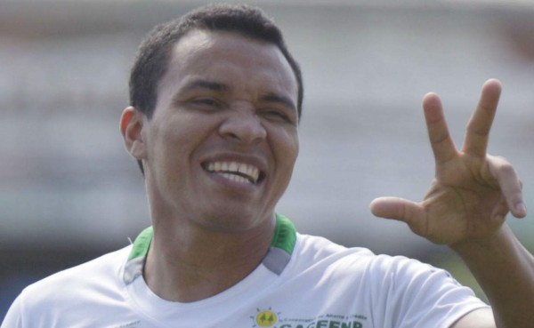 Rambo de León ya no irá al Municipal Limeño