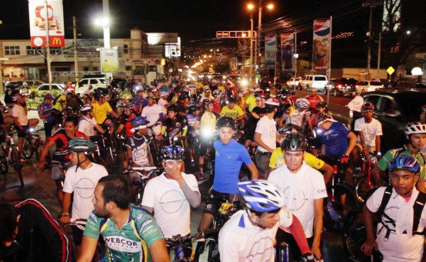 ¡Mañana todos a pedalear al bicitour de Claro fanáticos!