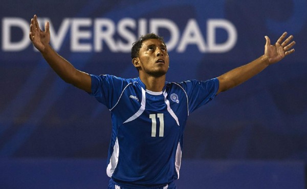 Estrella del fútbol playa salvadoreño afirma que la federación utiliza a los seleccionados para hacer dinero