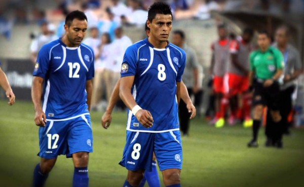 Darwin Cerén: 'No se me pasa por la mente perder ante Honduras'