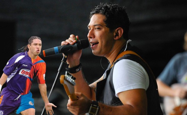 Alonso Solís dejó el fútbol para dedicarse a la música y televisión