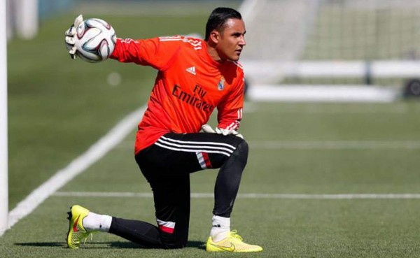 Navas, James y Kroos ya entrenan con el Real Madrid