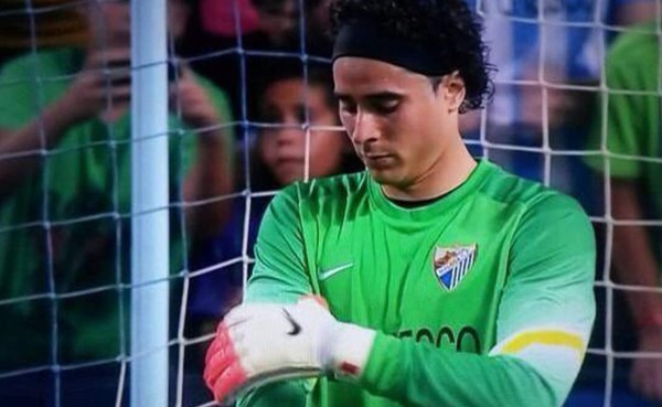 Amargo debut de 'Memo' Ochoa con el Málaga