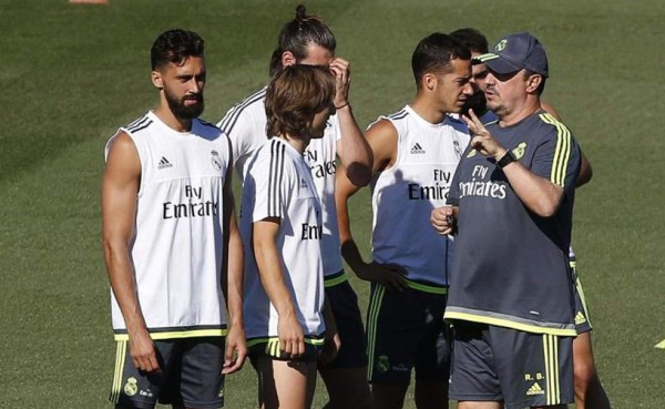 Luka Modric ya entrena con el resto de sus compañeros en el Real Madrid