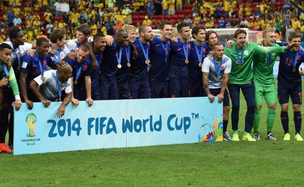 Holanda termina tercera y Brasil se despide con nueva humillación