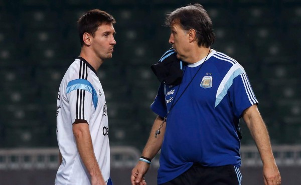 Martino dice que Messi 'quizás llegue a los partidos ante Brasil y Colombia'