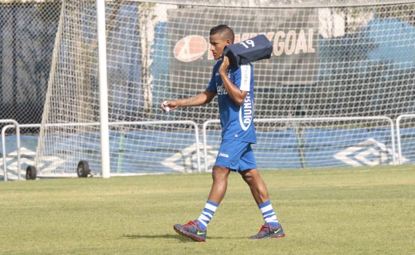 Luis Garrido sigue sin entrenar con la Selección de Honduras