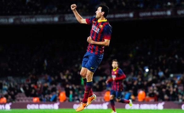 Sergio Busquets: Aunque es uno de los futbolistas menos mediáticos del equipo catalán, el equilibrio y fuerza de Busquets en el medio de campo han sido fundamentales en la cosecha de éxitos de los culés en los últimos tiempos. Pese a esto, cobra 83 mil dólares a la semana.