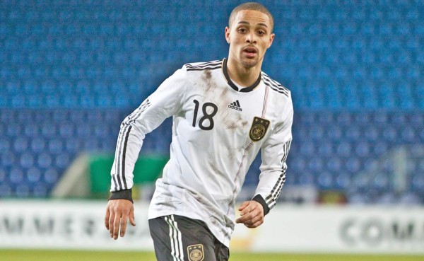 Löw convoca a Sidney Sam para duelo contra Escocia tras baja de Draxler