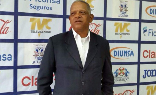 El abrazo con el 'Doctor' Thomas y un recuerdo con Neymar: las imperdibles imágenes de Roy Posas en vida