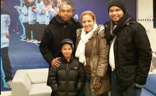 VIDEO: Niño hondureño está a prueba en el Manchester City