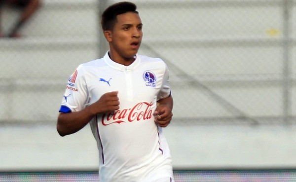 Michael Chirinos es el heredero de Bruschi en Olimpia