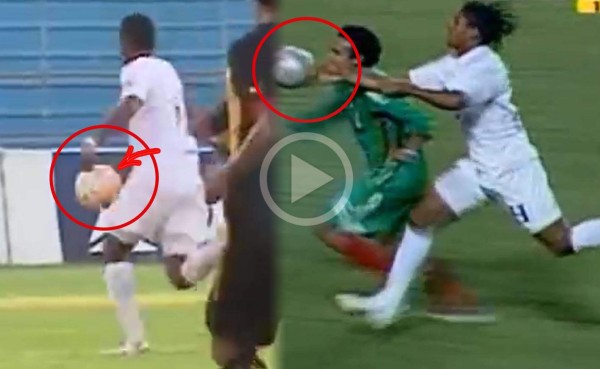 Video: Carlo Costly, especialista en usar las manos para luego anotar goles