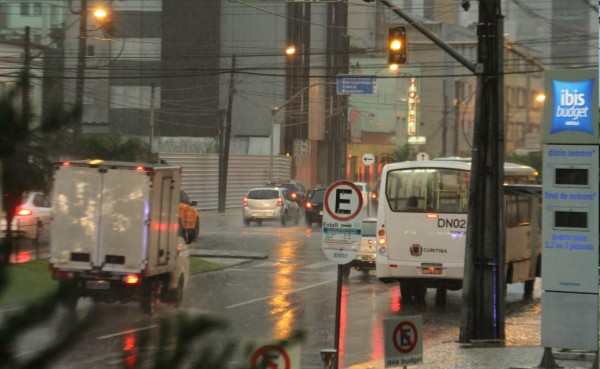 El Honduras-Ecuador en Curitiba se jugará con mucho frío