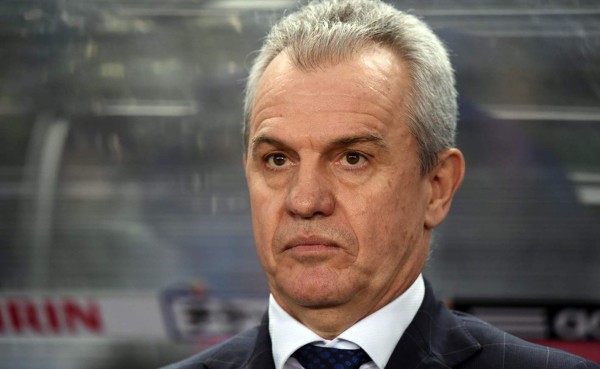 Pese a escándalo de amaños en España, Javier Aguire sigue como DT de Japón