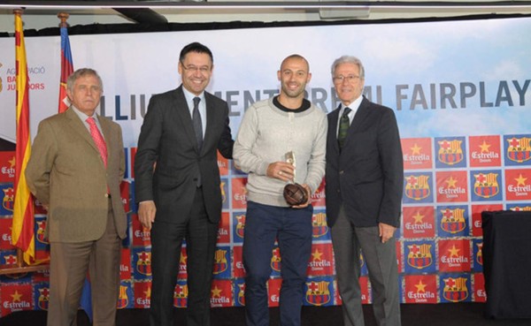 Mascherano: 'Espero pasar muchos más años en el Barcelona'