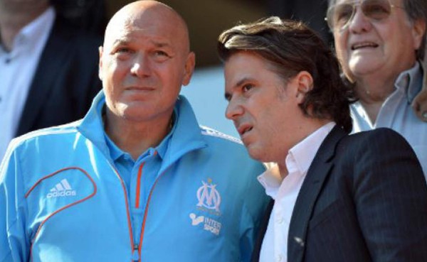 La policía detiene a diez personas por presuntos fichajes fraudulentos del Marsella