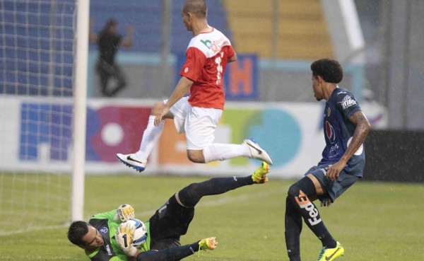 Motagua propina primer paliza al Honduras Progreso