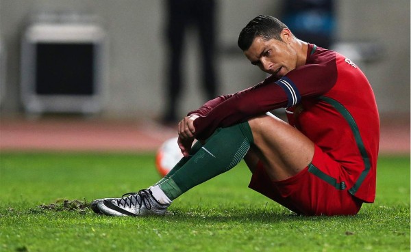 Cristiano Ronaldo falló penal y remate ante Bulgaria
