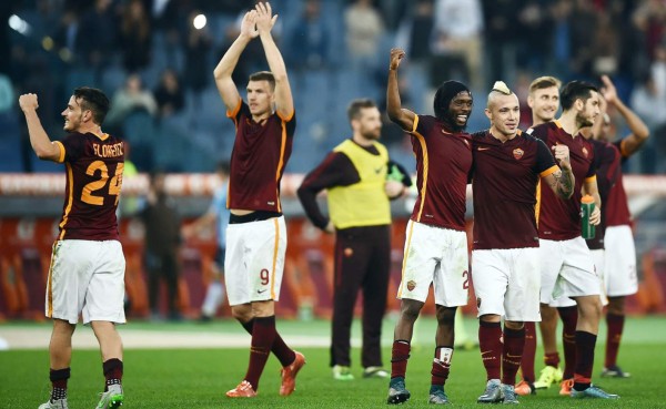 Roma doblegó a Lazio en el clásico de la capital italiana