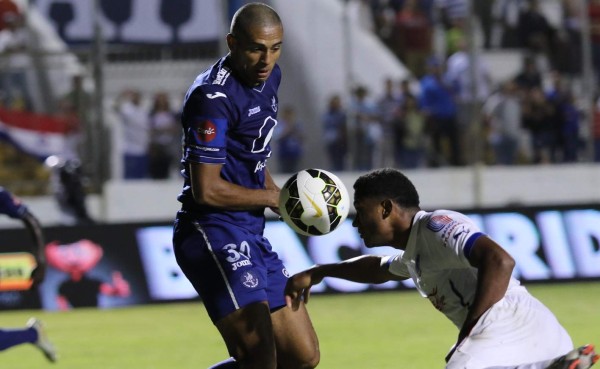 Eddie Hernández: 'Hay que ver la repetición, no siento que me dio en la mano'