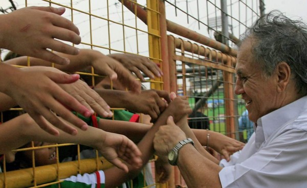 Las muestras de solidaridad de la gente para con Chelato Uclés