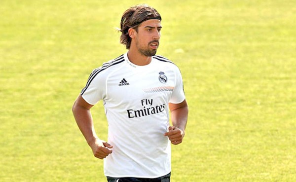 Khedira se somete a una artroscopia en su rodilla 'sana'