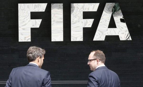 Suiza transmite a EUA documentos bancarios ligados a escándalos en FIFA