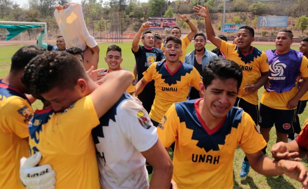 UNAH vence a la UPNFM y logra oro en fútbol sala masculino
