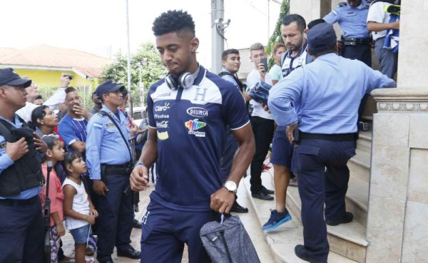 Choco Lozano encabeza la lista de la delegación de Honduras rumbo a México.