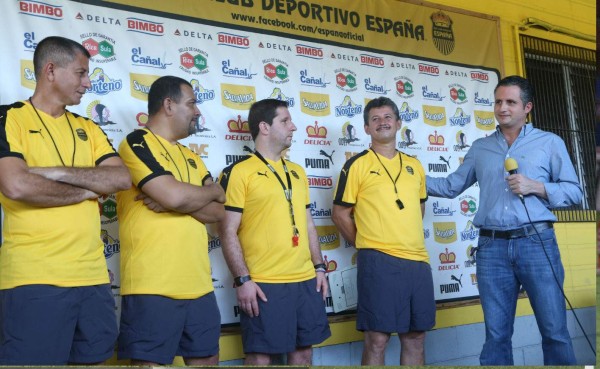 Elías Burbara: 'De Mateo aprendí como manejar un club'