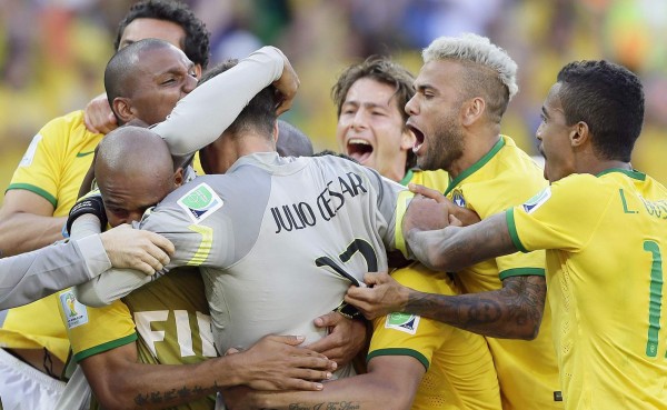 Brasil sudó sangre para clasificar a cuartos de final