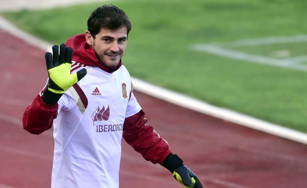 El Oporto ofrece a Casillas dos años y 5 millones de sueldo, según la prensa
