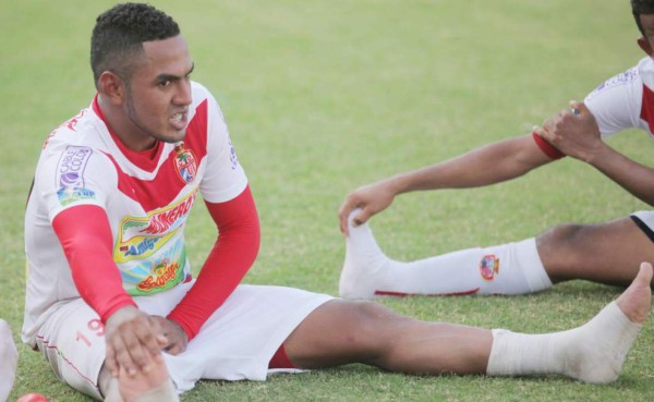 Mercado: Real España y Motagua alistan trueque, compran a legionario y club quiere a Félix Crisanto