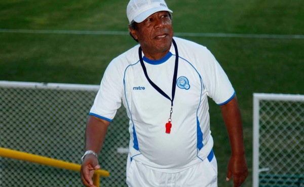 Primi Maradiaga: 'Puedo decirles hasta cómo se sientan los jugadores de Honduras'