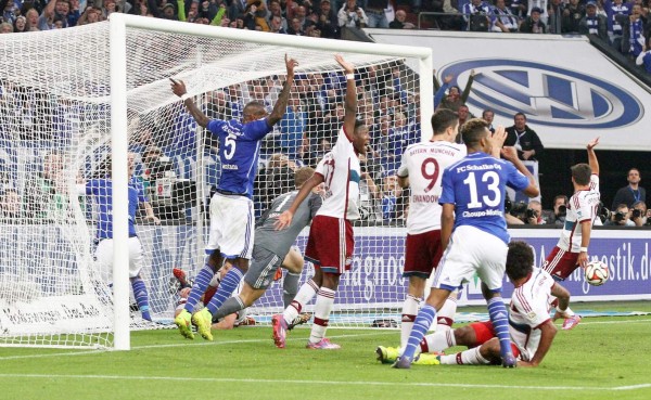 El Bayern empata ante el Schalke en el debut de Xabi Alonso