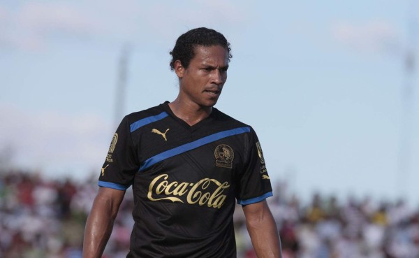 Douglas Caetano depende de su lesión para continuar en Águila