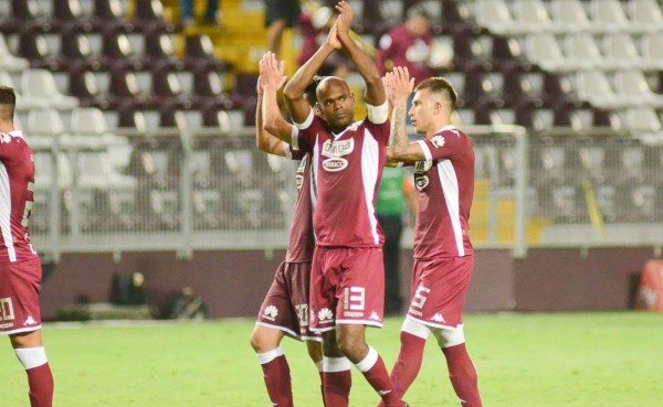 Centroamérica ya disfruta de la actividad de sus ligas