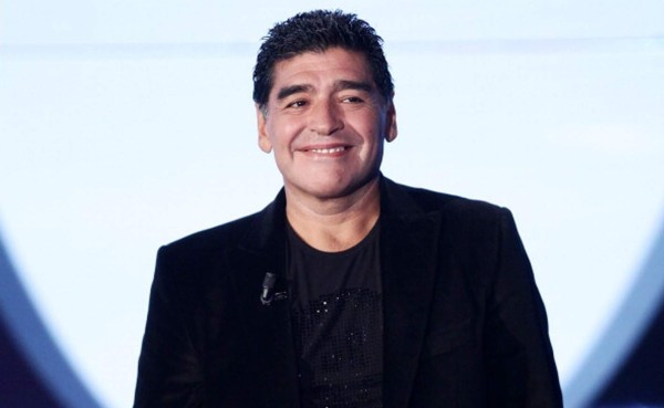 Diego Maradona vuelve a la televisión y grabará en Cuba