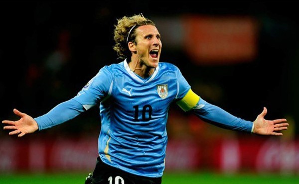 Diego Forlán anuncia su retiro de la selección de Uruguay