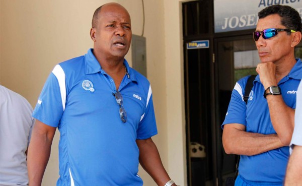 Gilberto Yearwood a Honduras: 'Que no despierten en el Cuscatlán'