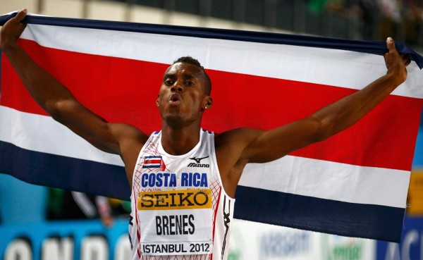 Costarricense Nery Brenes, a semifinales de 400
