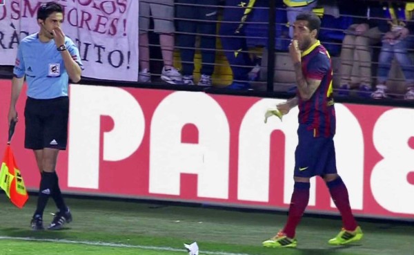 El gesto de Dani Alves con el banano estaba planeado